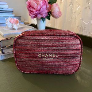 Chanel makeup bag pouch